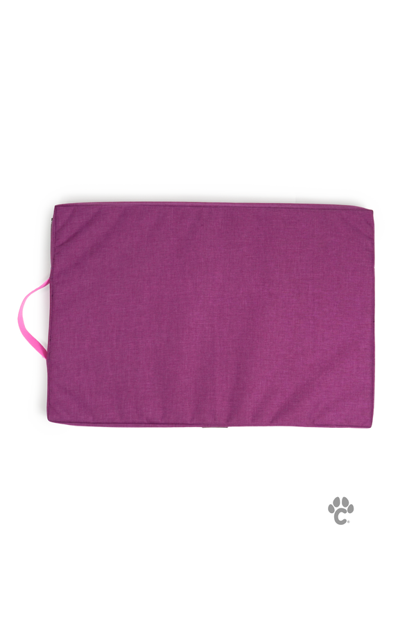 Colchoneta Rosa impermeable uso rudo para perro y gato